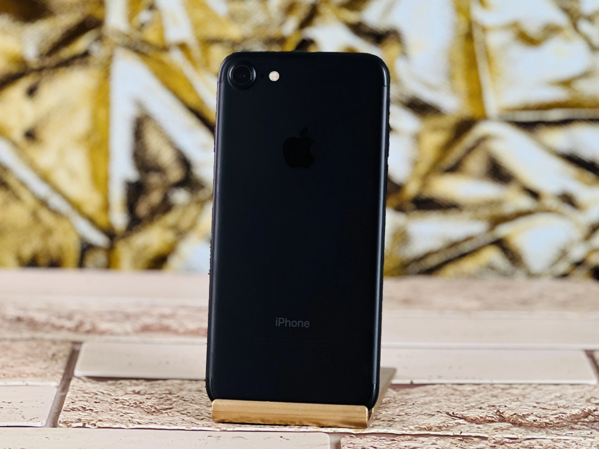 iPhone 7 32 GB Black - 3 HÓ GARANCIA felújított használt mobil webáruház